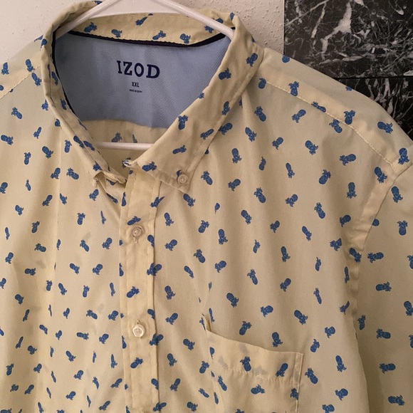 Pineapple Mens XXL button up - Picture 2 of 5